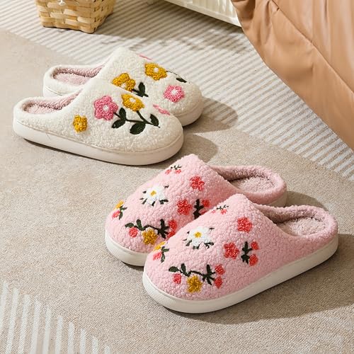 Women Home Slippers Cute Pattern Strawberry Slippers Indoor Outdoor Plaid Shoes Warm Soft Bedroom Shoes Fuzzy Closed Toe S...