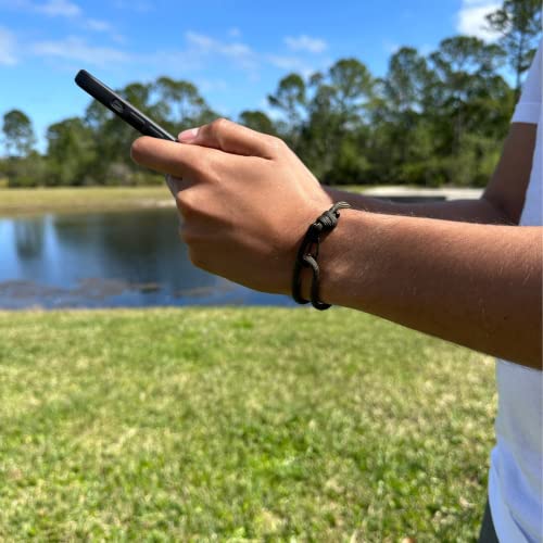Men Paracord Survival Bracelet - Hiking Outdoor Supplies, Military Gear, Camping and Hunting Accessories, Emergency Tools,...