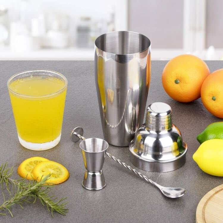 Large 24oz Cocktail Shaker Set, Stainless Steel 18/8 Martini Mixer Shaker with Built-in Strainer, Measuring Jigger & Mixin...