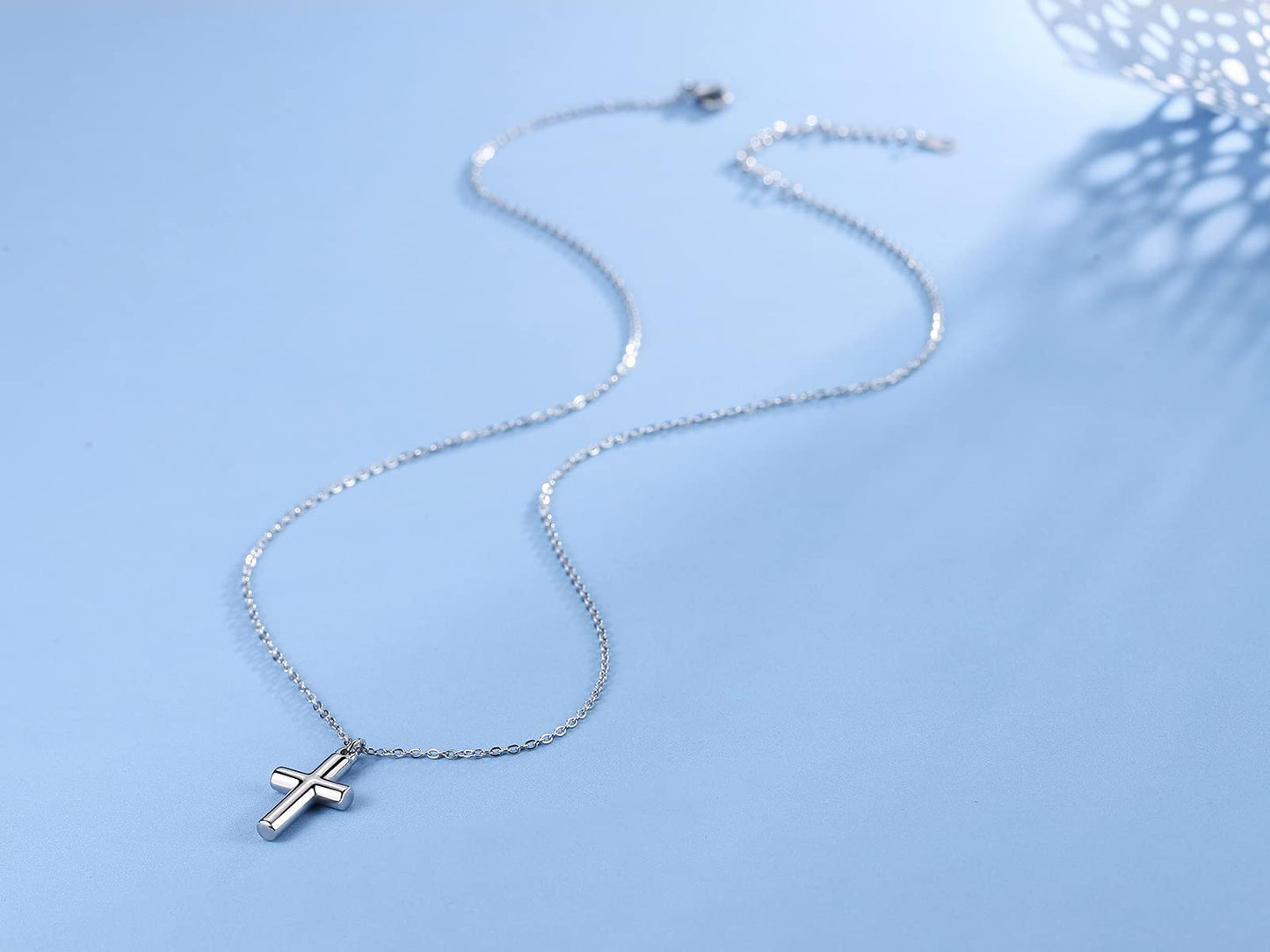 XOYOYZU Tiny Cross Pendant Necklace for Women Simple Cross Necklaces Mothers Day Birthday Gifts for Women (Card cross)
