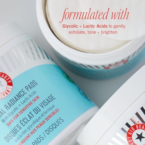 First Aid Beauty - Facial Radiance Pads with Glycolic & Lactic Acids, Daily Exfoliating Pads with AHA, Visibly Smaller Por...