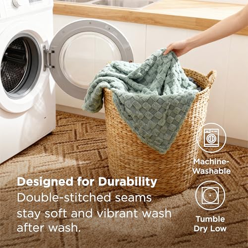 Bedsure GentleSoft Sage Green Throw Blanket for Couch - Checkered Fleece Blankets Christmas Gifts for Women Men Girls, Cut...