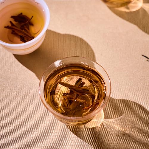 Middle Eastern Style Disposable Heavy Duty Hard Plastic Cups, 1.5oz, 25 Pcs, For Wine, Black Tea. (Clear)