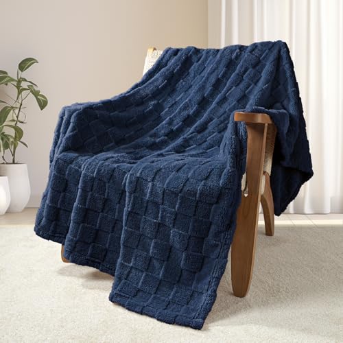 Exclusivo Mezcla Fleece Throw Blanket for Couch,Super Soft and Warm Lightweight Checkered Pattern Blankets for All Season...