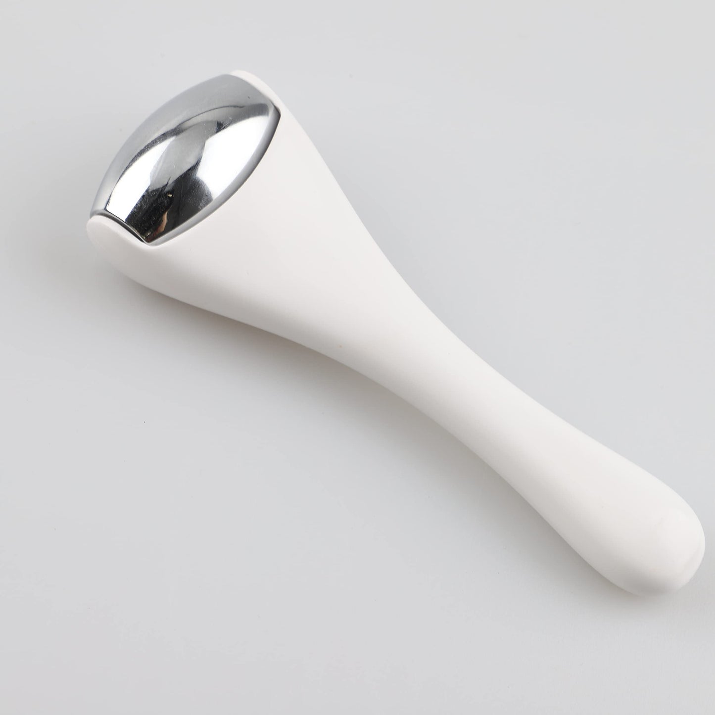 BeNat Eye & Face Ice Roller Massager. Relaxing and Functional Eye and Facial Roller.