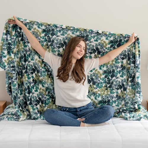 Berkshire Blanket-Classic Heavyweight Soft Printed VelvetLoft® Plush Warm Blanket, Twin Size Soft Fuzzy Blanket for Couch ...