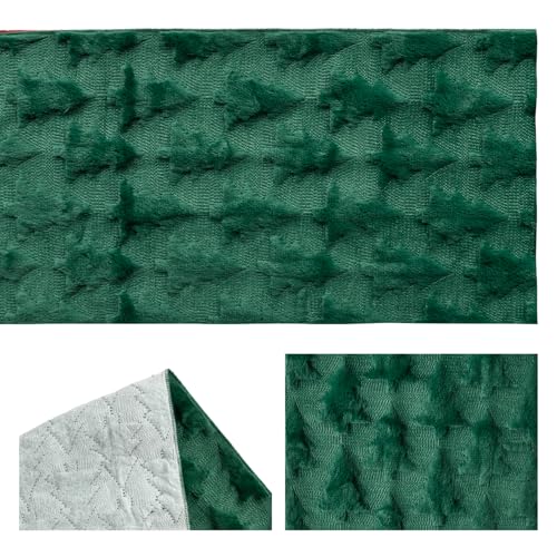 Artoid Mode Christmas Trees Green Soft Plush Faux Fur Jacquard Christmas Table Runner, Holiday Kitchen Dining Table Decora...