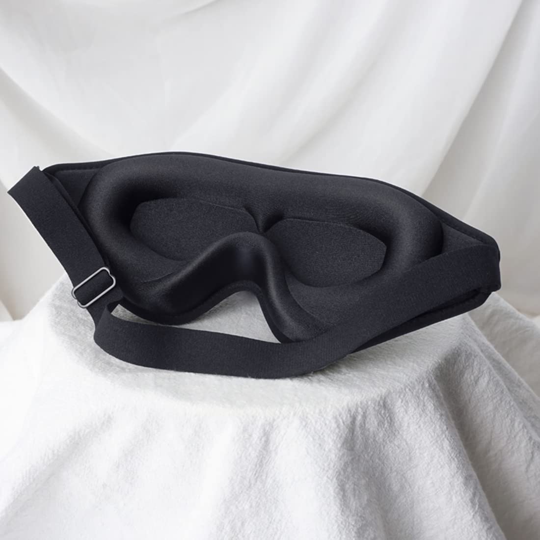 Sleep Mask, 3D Deep Contoured Eye Covers for Sleeping, 99% Block Out Light Eye Mask, Zero Pressure Cup Blindfold for Men Women, with Adjustable Strap for Sleeping, Yoga, Traveling (Black)