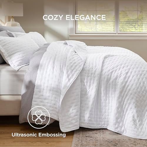 Bedsure Quilts Queen Size - Ultra Soft Quilt Bedding, White Bedspread Queen Size for Modern Bedroom, Lightweight All-Seaso...