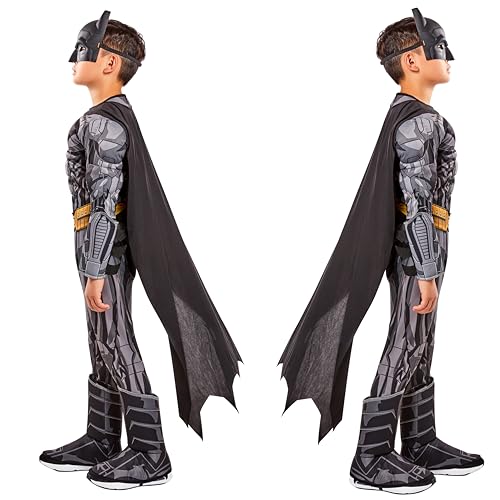 DC Comics Superheroes: Batman Costume for Kids by Rubies, Boy's Small