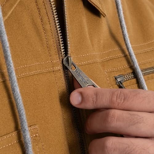 Wrangler mens Quilted Lined Jacket With Sherpa Hood