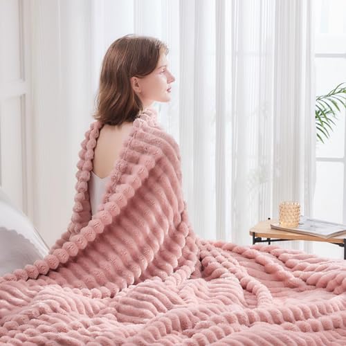 NEWCOSPLAY Super Soft Throw Blanket Pink Premium Silky Flannel Fleece 3D Ribbed Jacquard Lightweight Bed Blanket All Seaso...