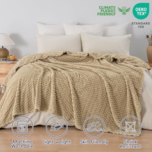 PHF Ultra Soft Flannel Fleece Blanket Queen Size, Lightweight 3D Jacquard Fleece Blanket, No Shedding, No Pilling, Luxury ...