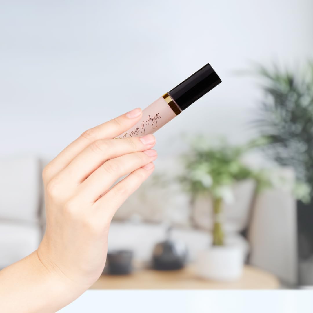 Essence Of Argan Inspiration Lip Gloss with Moroccan Argan Oil to Moisturize and Plump your Lips - Lip Care to Eliminate Dryness