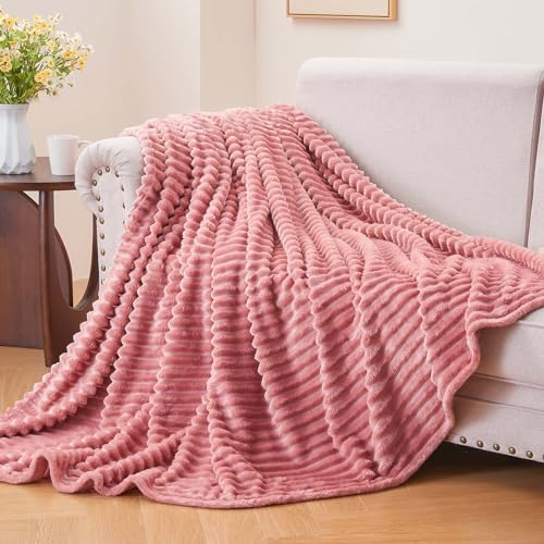 BEDELITE Fleece Throw Blanket for Couch – 3D Ribbed Jacquard Soft and Warm Decorative Fuzzy Blanket – Cozy, Fluffy, Plush ...