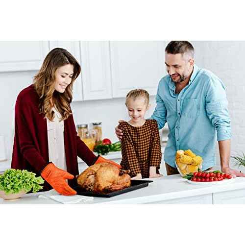 KITCHEN PERFECTION Silicone Smoker Oven Gloves -Extreme Heat Resistant BBQ Gloves -Handle Hot Food Right on Your Smoker Grill Fryer & Pit | Waterproof Oven Mitts |Superior Value Set+3 Bonuses