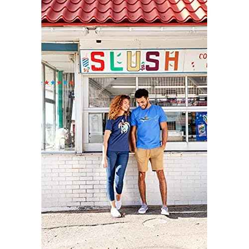 Life is Good Women's Crusher Tee, Short Sleeve Cotton Graphic T-Shirts, Hibiscus Sail Flower