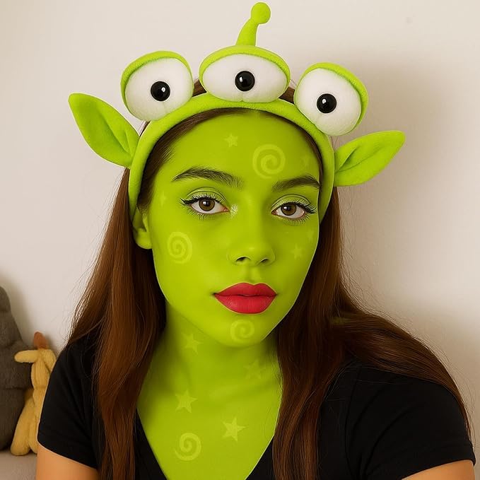 Go Ho Cream-Blendable Ogre Green Face Paint Stick (1.06 oz),Full-coverage Ogre Green Body Paint Stick for Adults Children Halloween Cosplay SFX Makeup,Waterproof