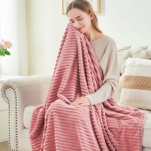BEDELITE Fleece Throw Blanket for Couch – 3D Ribbed Jacquard Soft and Warm Decorative Fuzzy Blanket – Cozy, Fluffy, Plush ...