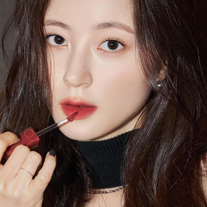 rom&nd Blur Fudge Tint 03 Musky - Iconic Burnt Orange Brick Velvety Matte Lip Tint | Non-Drying, Effortless Blur Effect K-Beauty Liquid Lipstick for All Skin Tones