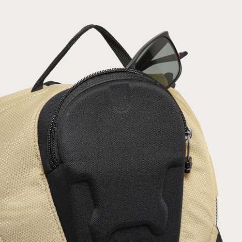 Oakley Mens Bathroom Sink Recycled Backpack, Pebble, One SIze