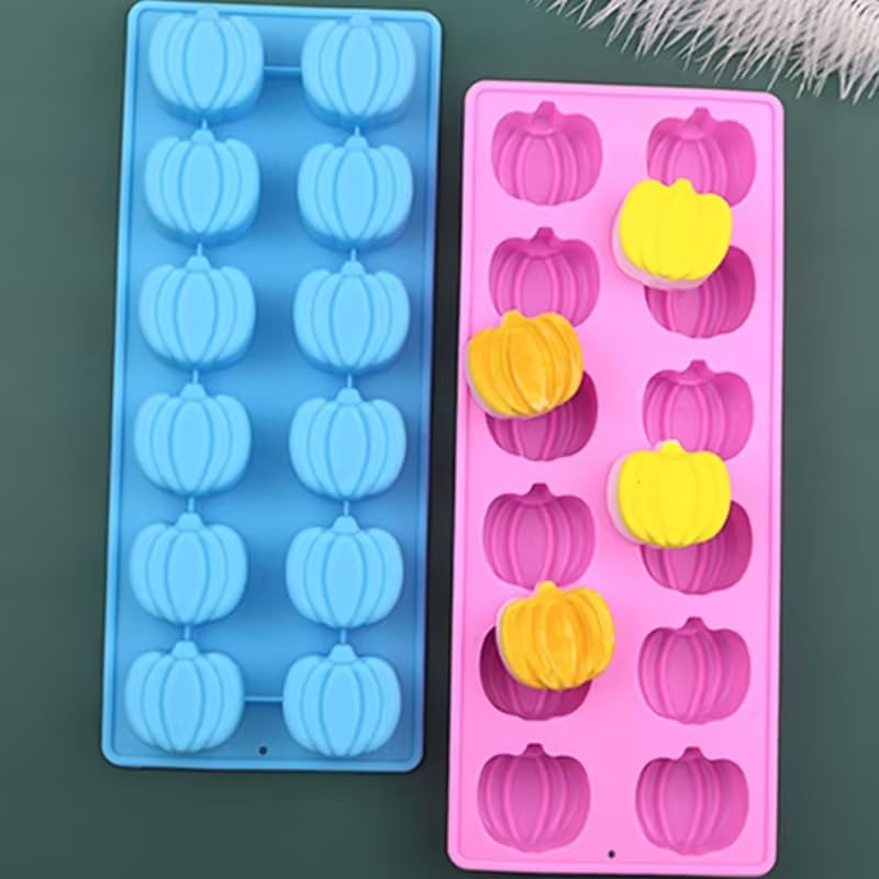 1Pc Slicone Candy Molds Mini Thanksgiving Silicone pumpkin chocolate mold Thanksgiving Maple Leaf Shaped Fall Candy Chocolate Mold for Making Pumpkin Candy, Chocolate, Cake Decoration （Random）