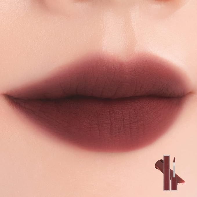 rom&nd Blur Fudge Tint 04 Radwood | Velvety Soft Matte K-Beauty Lip Stain | Non-Drying, Long-Lasting, Effortless Blurred Effect | Deep Burgundy Red for All Skin Tones