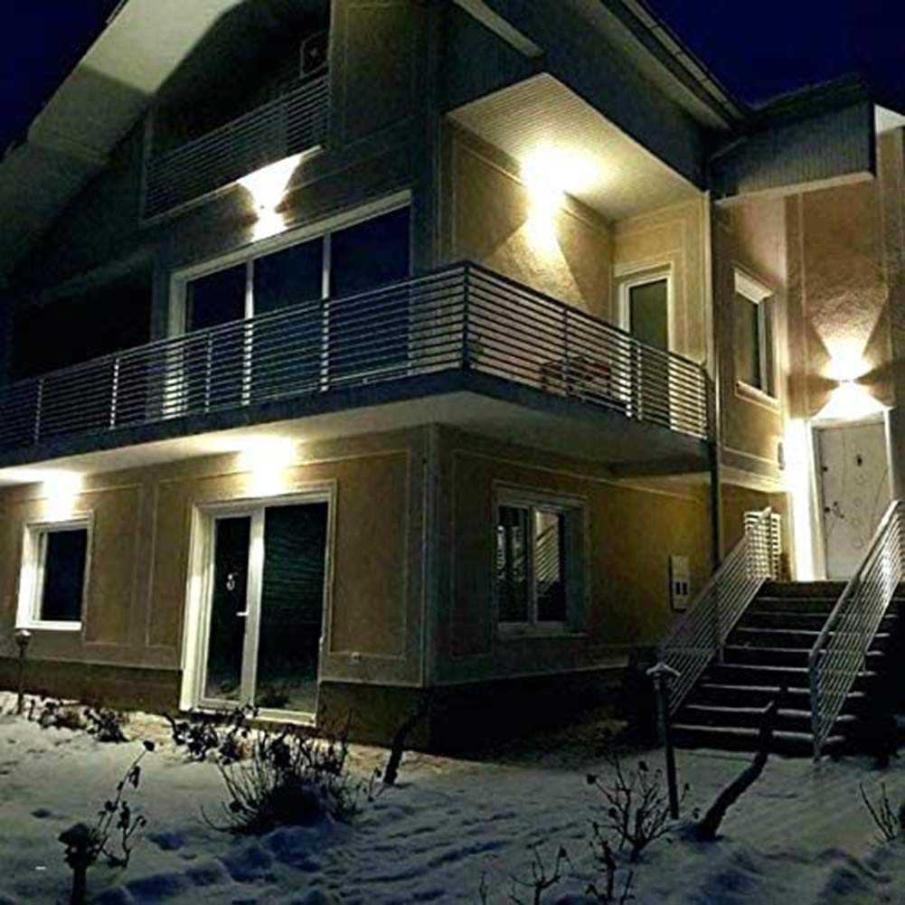 Aukora Led Dusk to Dawn Light Bulb 4 Pack, 12W (100-Watt Equivalent 1000lm) Smart Sensor Light Bulbs Indoor E26/E27 6000K Daylight A19 for Porch Yard Garage Garden Patio Outdoor (Cool White)