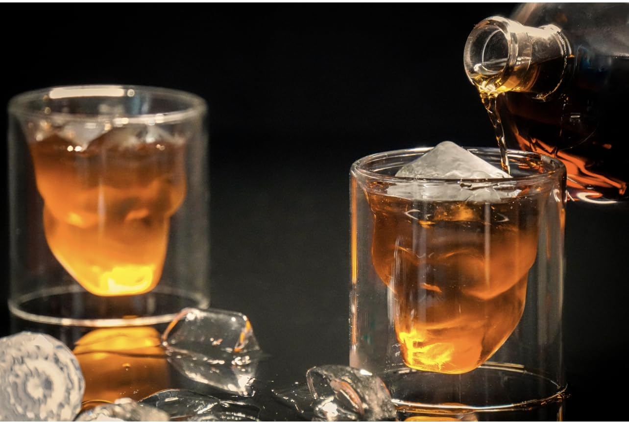 Skullers Skull Whiskey Decanter Set – 37oz Lead-Free Glass Bottle + 4 Shot Glasses – Gothic Bar Gift for Men – Unique Tequila, Rum, or Vodka Liquor Set for Halloween, Birthdays & Collectors
