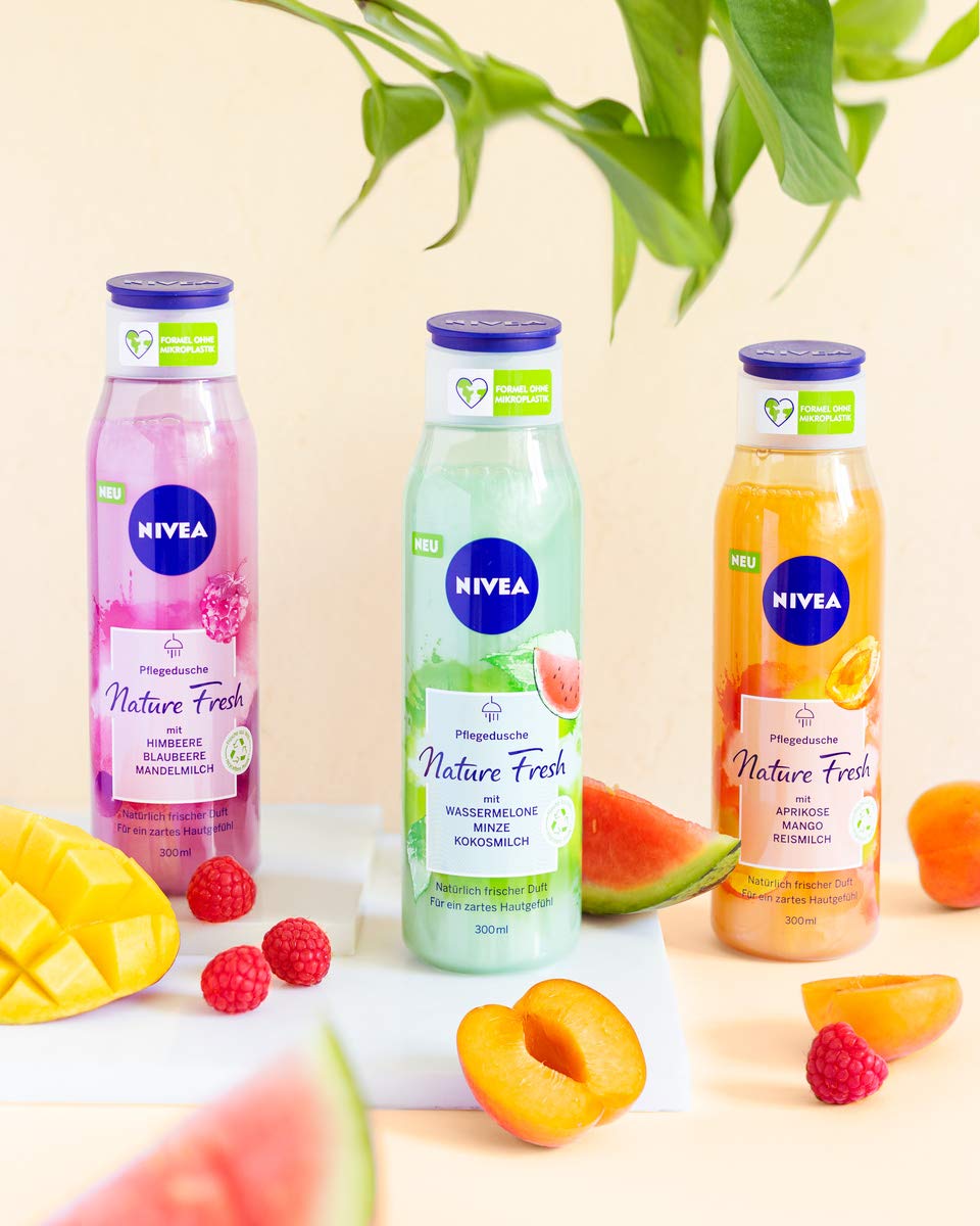 NIVEA Fresh Blends Apricot (300 ml), Shower Gel with Refreshing Apricot Scent, Shower Gel for Women, Vegan Shower Gel with Fruit