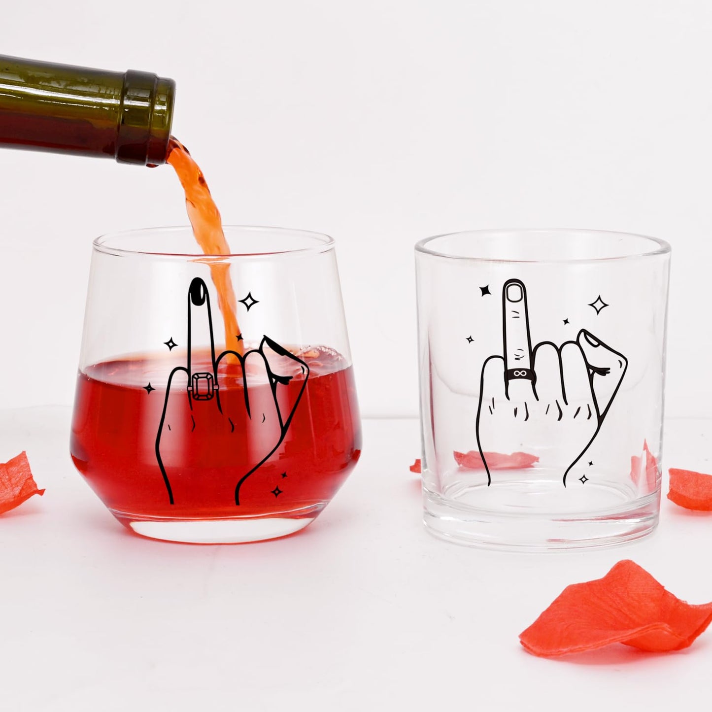 Futtumy Ring Finger Wine Glasses and Whisky Glasses, Wedding Gifts for Couples, Bridal Shower Gifts, Engagement Gift, Bride and Groom Gift, Engagement Present for Couples Mr. Mrs. His Hers