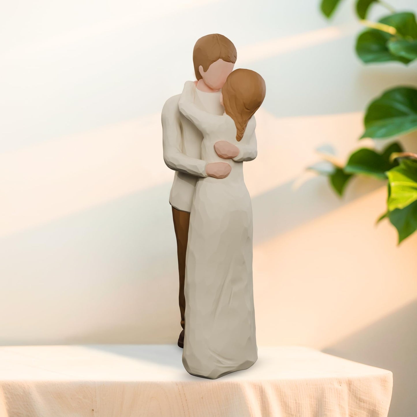 NANAOUS Couple Figurines, Best Wedding Engagement Romantic Gift for Husband Wife, Love Statue Valentine's Day Anniversary Birthday