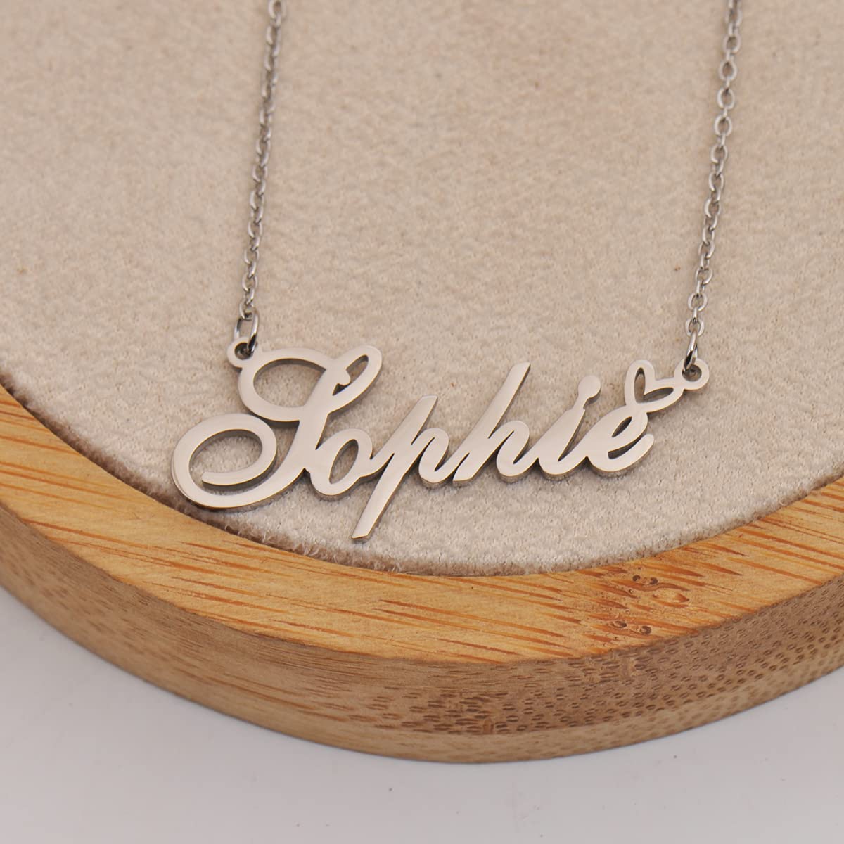 HUAN XUN Personalized Name Necklace Silver Victor Necklace for Women Best Bridesmaid Heart Pendant Jewelry Gift