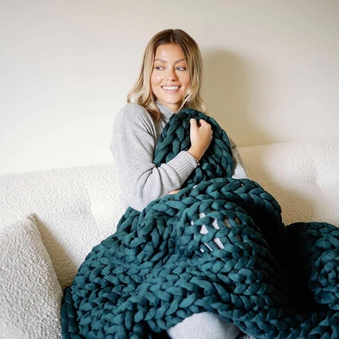 Nuzzie Chunky Knit Weighted Blanket - Breathable, Cooling, Hand Made Knit Throw Blanket for Sleep - Machine Washable, Stylish Design (Forest Green, Full | 16lbs | 48"x72")