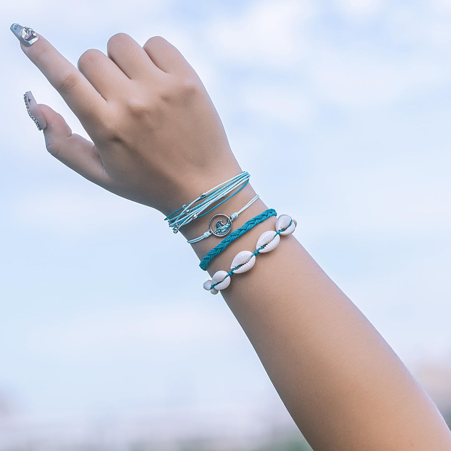 FANCY SHINY Wave String Bracelets Braid Puka Shell Bead Bracelets Handmade Cute Trendy Abalone Boho Jewelry Gifts for Women(Lake