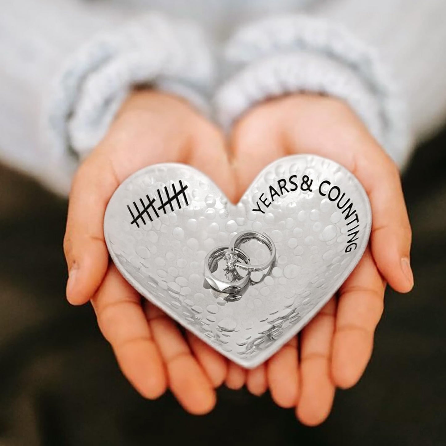 CEELGON 10 Year Wedding Anniversary Tin Gifts 10th Gifts Heart Jewelry Tray Engraved Aluminum Decorative Dish for Couple Him or Her