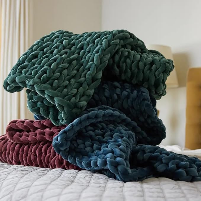 Nuzzie Chunky Knit Weighted Blanket - Breathable, Cooling, Hand Made Knit Throw Blanket for Sleep - Machine Washable, Stylish Design (Forest Green, Full | 16lbs | 48"x72")