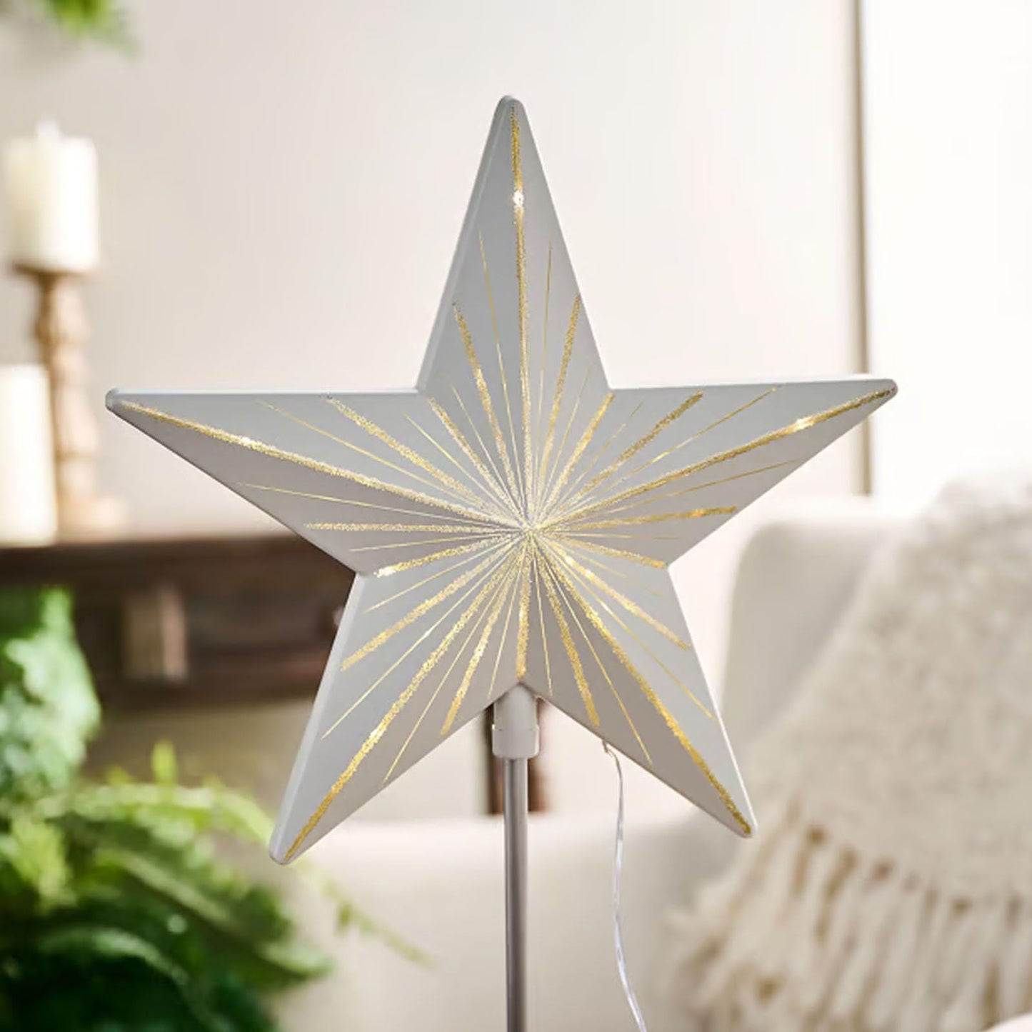 Starry Night Gingerbread Tree Topper– 5 Point Resin Tree Top Star, Whimsical Holiday Magic Christmas Tree Decorations, Elegant and Dazzling Star for Holiday Home Décor (Silver)