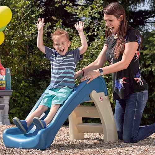 Step2 Play & Fold Junior Slide, Kids Indoor/Outdoor Play Slide, Backyard Playground Set, Easy Grip, Wide Ladder, Outside Jungle Gym, For Toddlers 1.5-4 Years Old