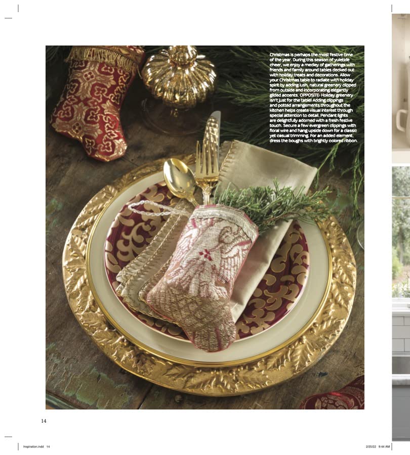 Christmas in the Cottage: Come Home to Comfort & Joy (Cottage Journal)