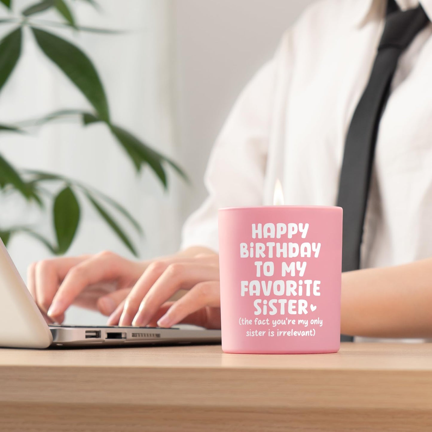Encoink Funny Sister Birthday Gifts Ideas, Lavender Vanilla Scented Candle Sister Gifts from Sister Brother, Happy Birthday to My Favorite Sister, Pink Jar with Wooden Lid(10oz)