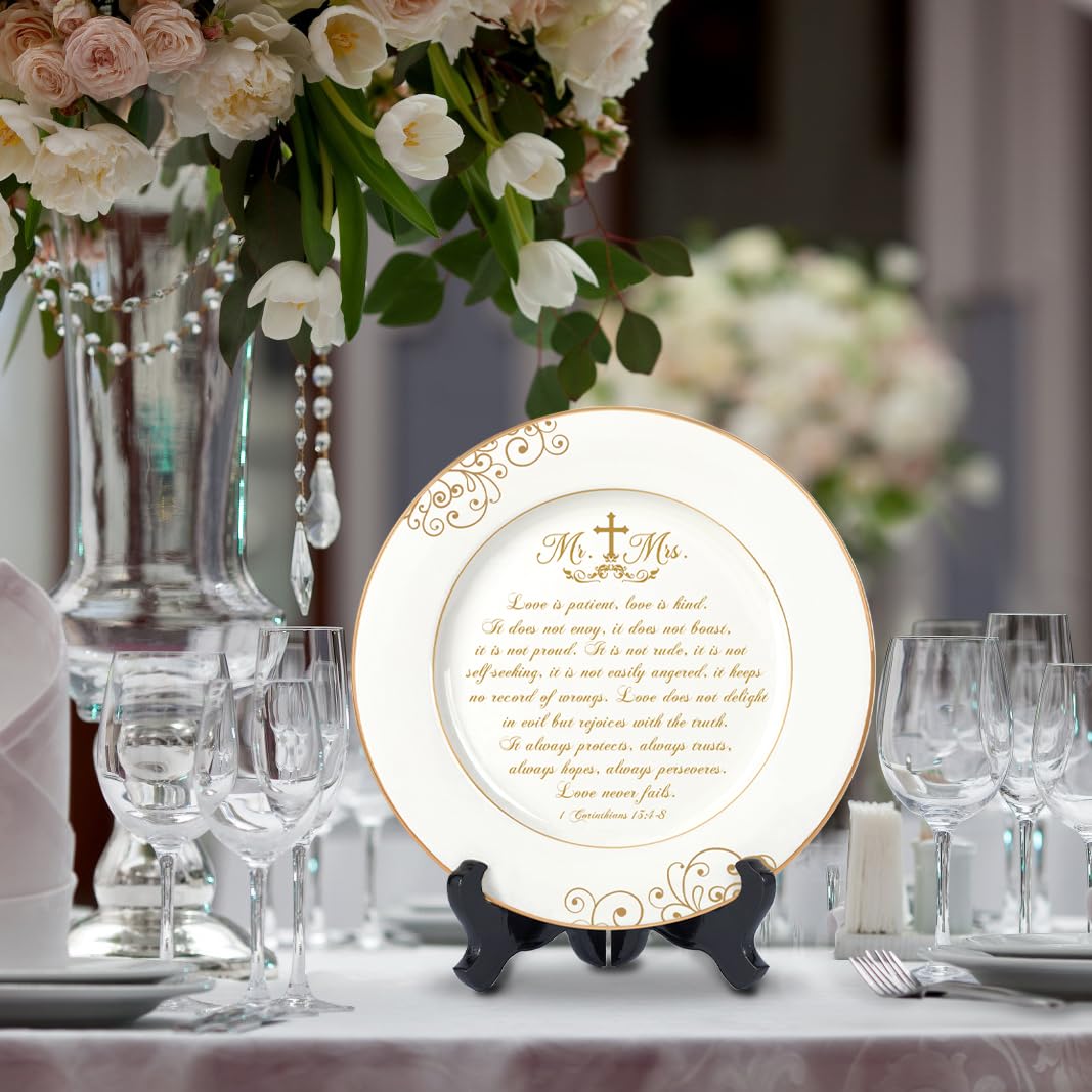Urllinz Best Anniversary Wedding Gifts for Couples Unique 2025 - Mr and Mrs Plate with 24k Gold Foil Decorations, Newlywed Bridal Shower Engagement Gift for Her Him, Ceramic 9"