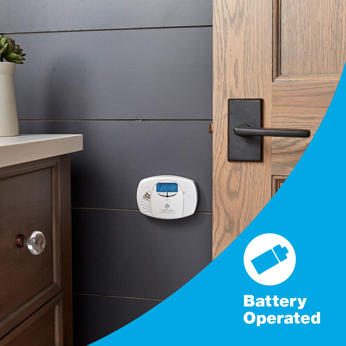 First Alert Carbon Monoxide Detector Alarm|No Outlet Required with Digital Display and Peak Memory, Battery Operated, CO410 , White