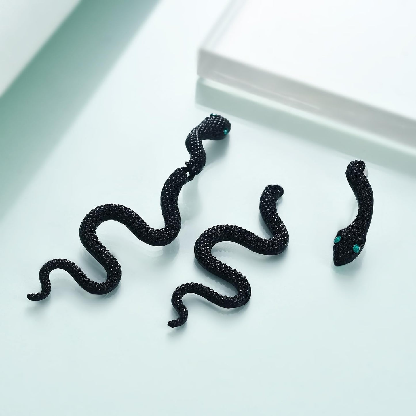 Black Snake Earrings for Women Men Punk Snake Stud Earrings Halloween Black long Snake Earrings Goth Dangle Detachable Earrings