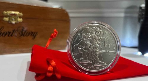 1 oz .999 Silver Shield Trivium Girls BU Round + Free Capsule + Gift Pouch