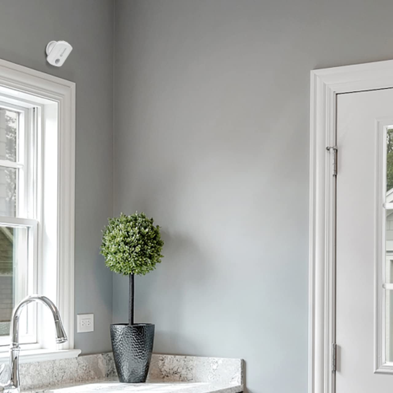 Swann Wireless Motion Alert Sensor Unit Easy Installation Both Indoors & Outdoors With Weatherproof Design, No Hub Required. Det