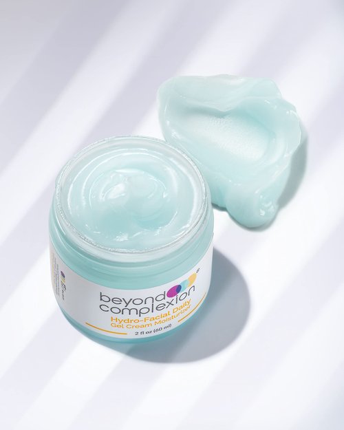 Beyond Complexion Hydro-Facial Daily Gel Cream Moisturizer - Non-Greasy Moisturizer Restores Natural Moisture Barrier by Reducing Water Loss (2 fl oz. 60ml)