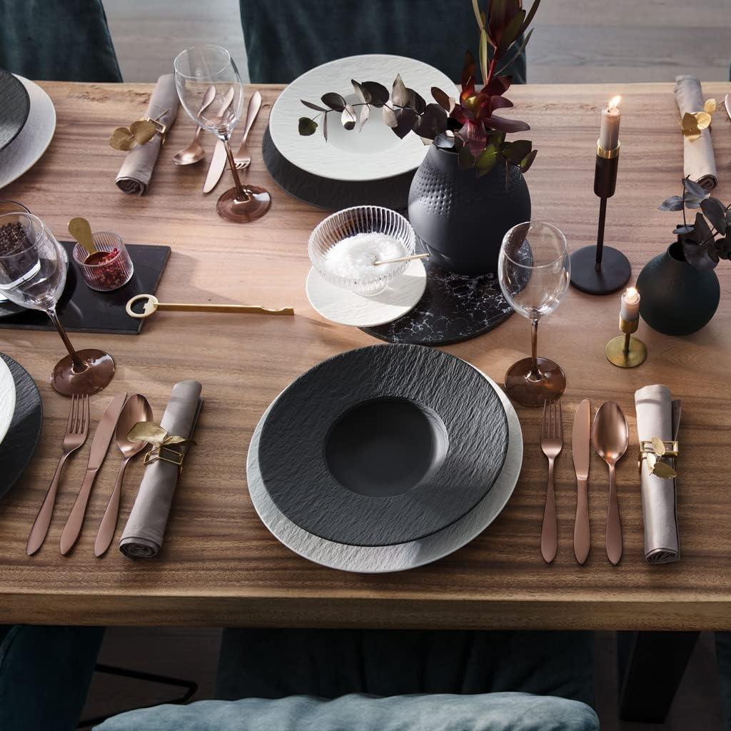 Villeroy & Boch Manufacture Rock Pasta Plate with Rim, Premium Porcelain, Made in Germany, Matte Black, 11.5 in, Premium Porcelain