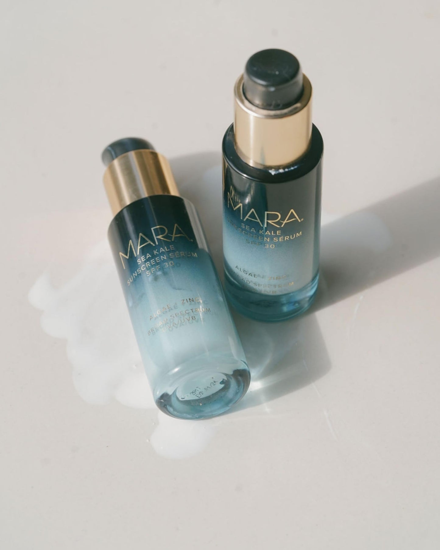 MARA - Natural Algae + Zinc Sea Kale Sunscreen Serum SPF 30 | Plant-Based Care For All Skin Types | Helps Hydrate, Nourish, + De