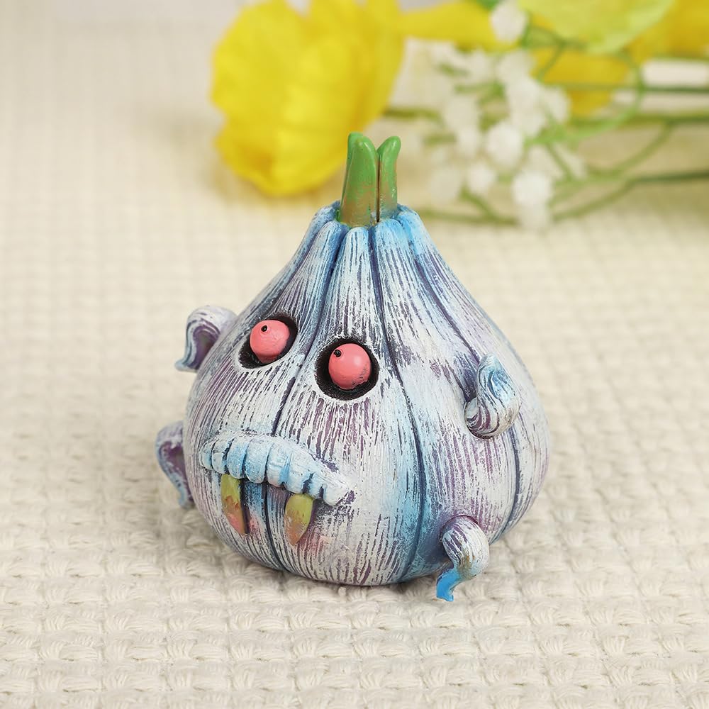 Halloween Blue-Eyed Ghost, Mini Blue Ghost Porch Decoration, Vampire Garlic Home Decoration, Resin Vampire Sculpture, Ghost Night Festival Gift Statue (Witch Hat+Vampire Garlic) (Garlic vampire)